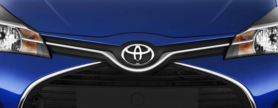 toyota-fortuner-l-01
