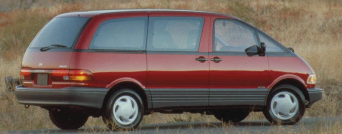 toyota-previa-l-01